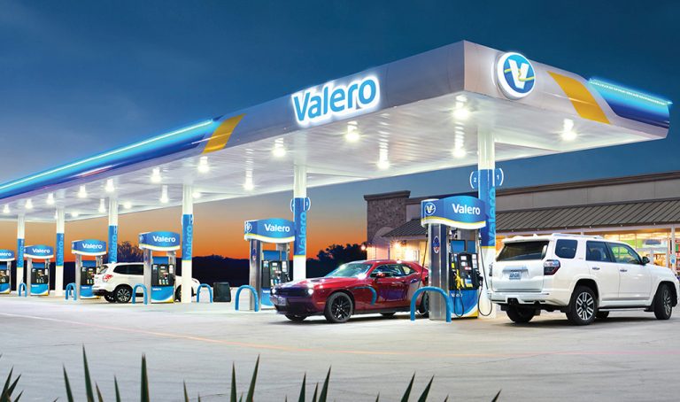 La texana Valero llega a México con sus gasolineras