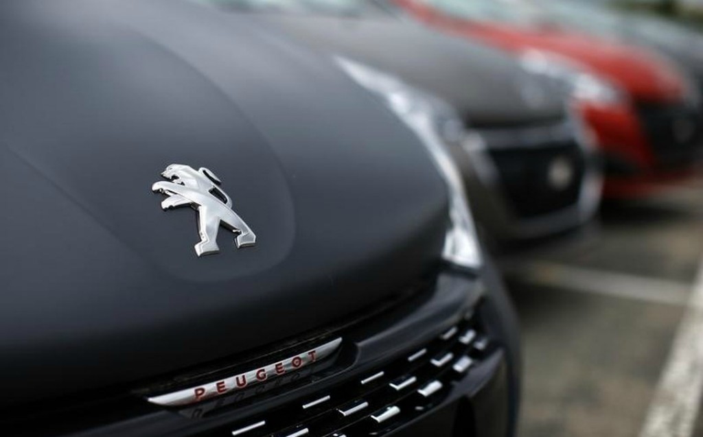 Peugeot cumple se transforma para dar una mejor experiencia al comprador.