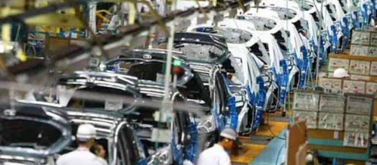 Industria automotriz quiere arrancar en México