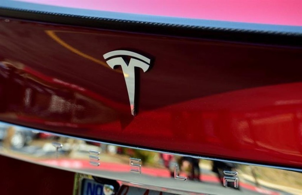 Tesla instalará planta en México