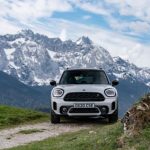 Mini Cooper Countryman y sus nuevas configuraciones a diésel, gasolina e híbridas.