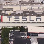 Tesla podría mudar su planta de California a Guanajuato, da a conocer Diego Sinuhé Rodríguez