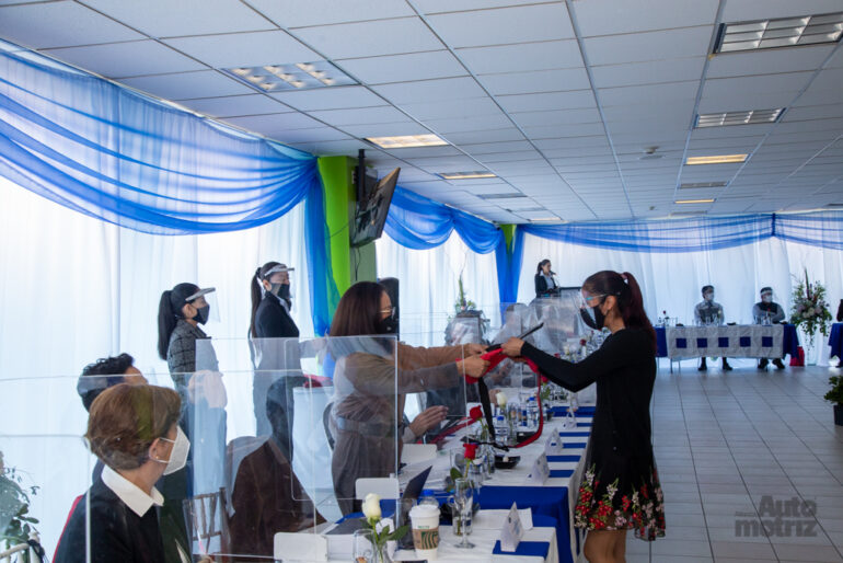 Hitachi recibe certificación Q1 de Ford