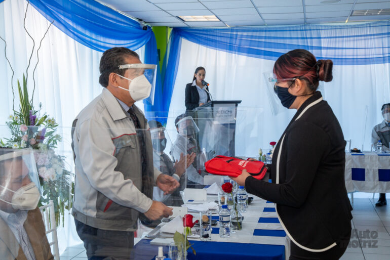 Hitachi recibe certificación Q1 de Ford