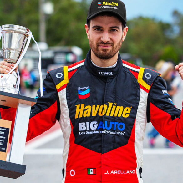 José Arellano, piloto del Chevron Havoline Racing Team