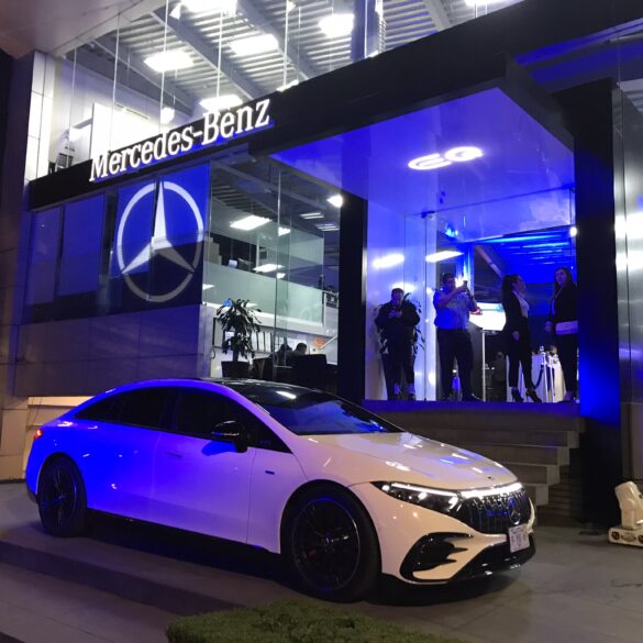 Mercedes EQ