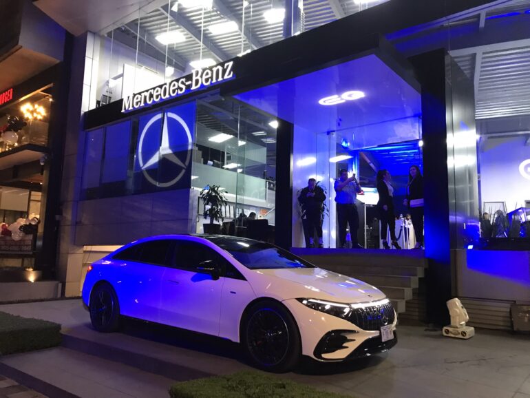 Mercedes EQ
