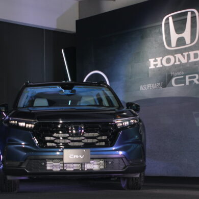 Honda presenta la nueva cara de la SUV más vendida, CR-V 2023