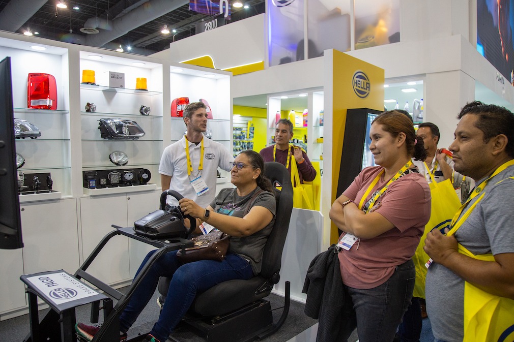 Hellamex en INA PAACE Automechanika