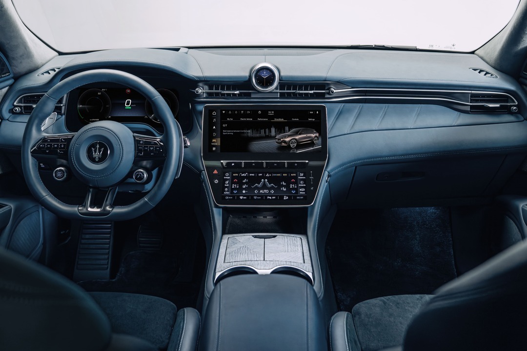 Maserati Grecale Giorgetti Edition (5)