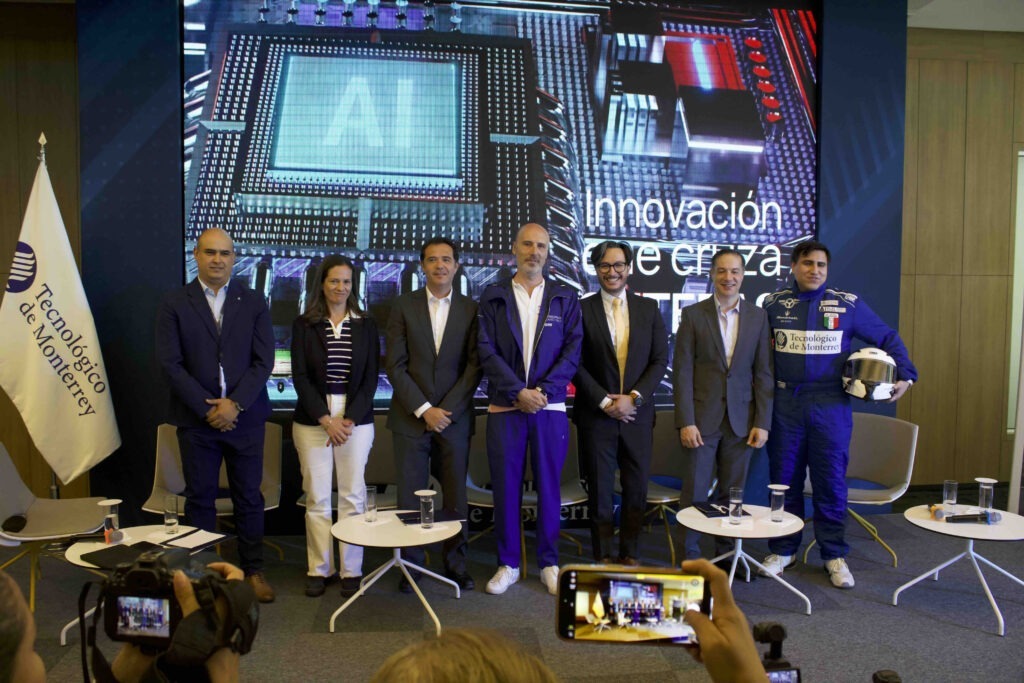 La Carrera Panamericana y el Tec de Monterrey se unen para mostrar un vehículo autónomo