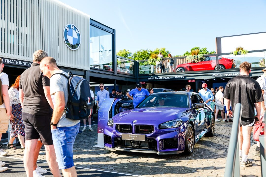 P90610162_lowRes_bmw-presents-the-ult