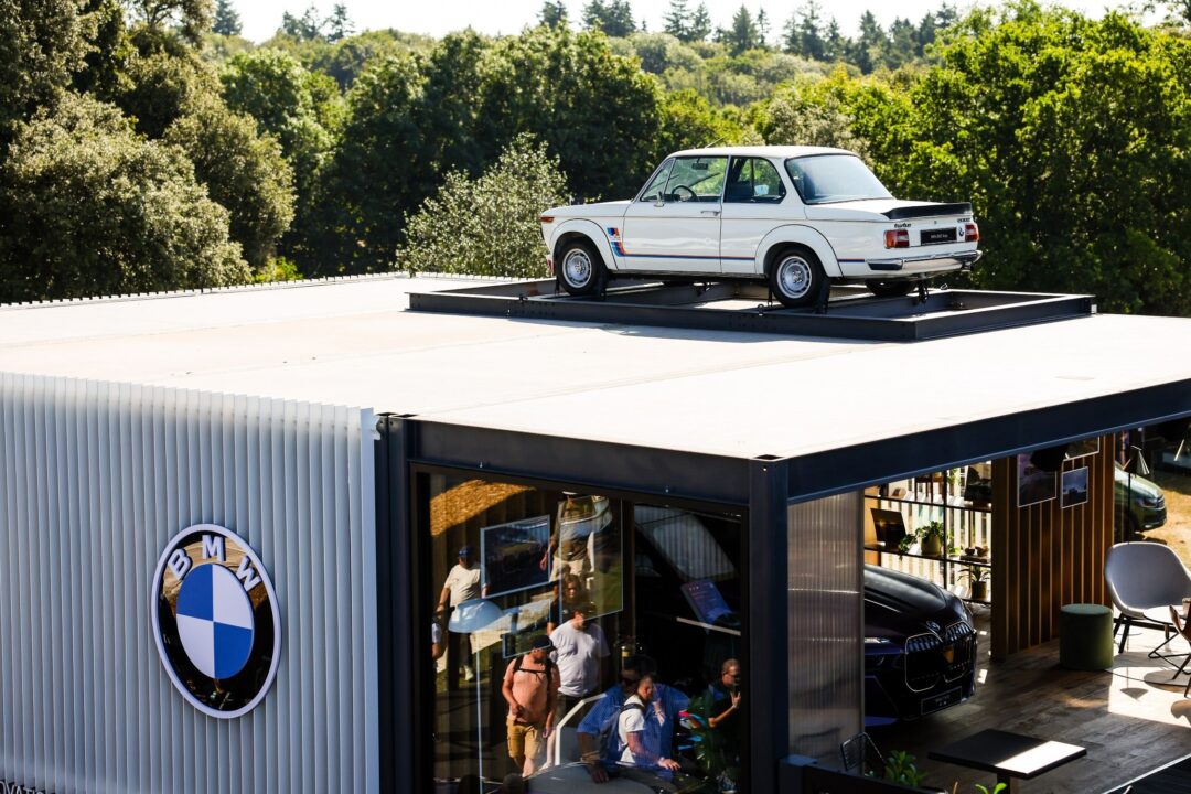 P90610163_lowRes_bmw-presents-the-ult