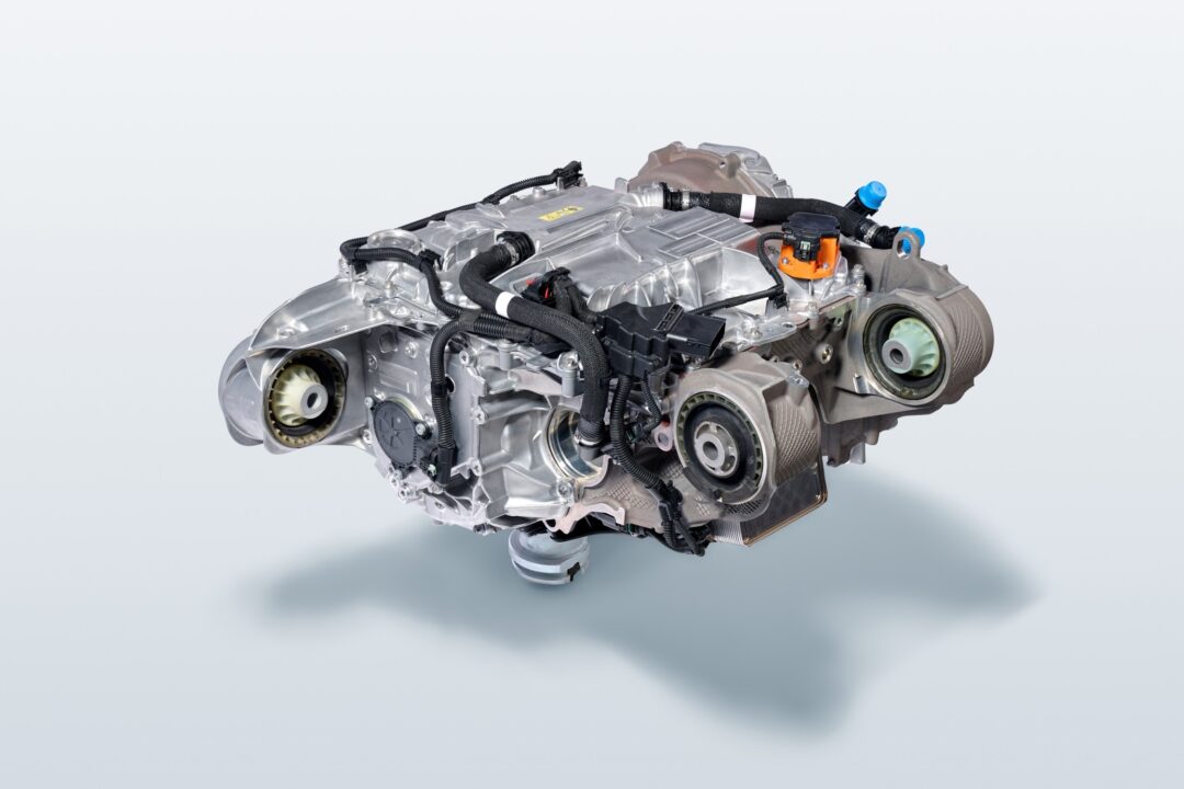 P90587604_lowRes_bmw-electric-engine-