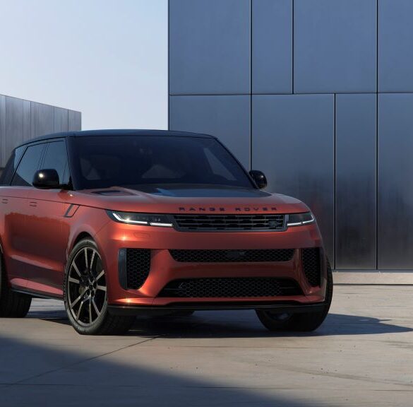 Range Rover Sport SV Carbon