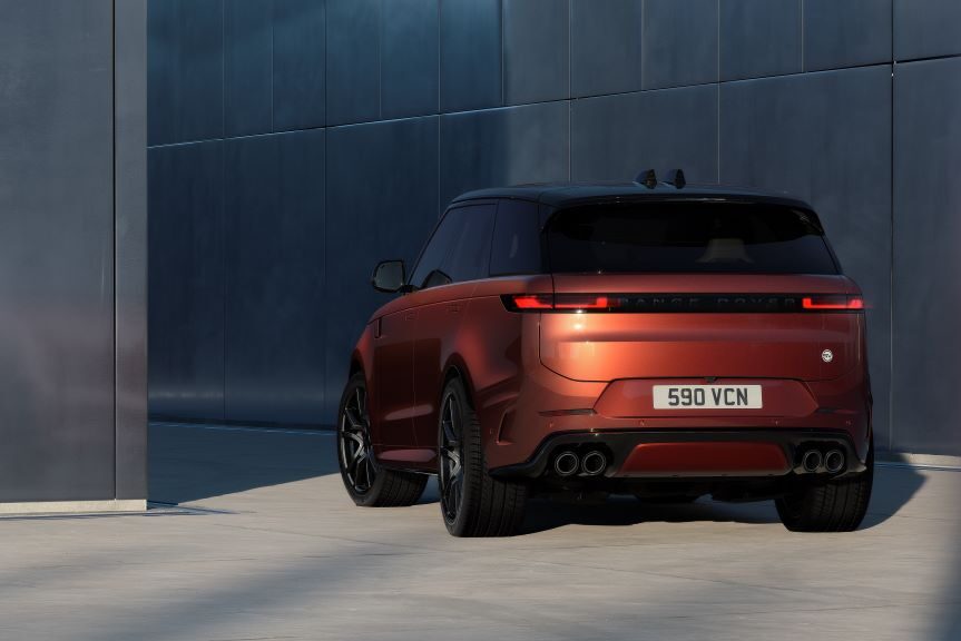 Range Rover Sport SV Carbon f